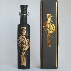 陽出る國の銘酒 2011のラベル